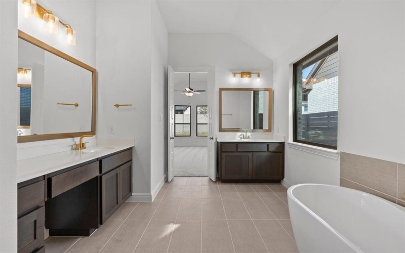 3916 Attwater Street, McKinney, TX 75071, 4 Bedrooms Bedrooms, ,5 BathroomsBathrooms,Residential,For Sale,3916 Attwater Street,0,21133116