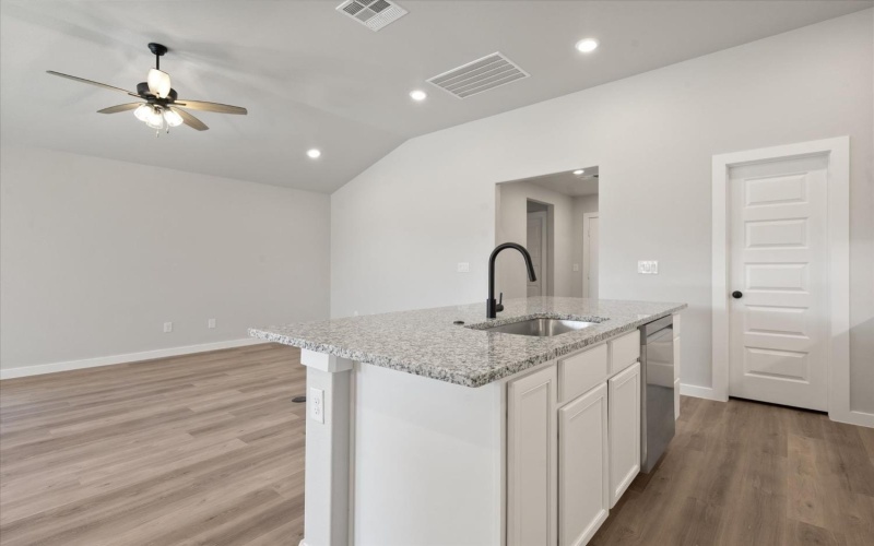 7429 30th Street, Lubbock, TX 79407, 4 Bedrooms Bedrooms, ,2 BathroomsBathrooms,Residential,For Sale,7429 30th Street,202501149