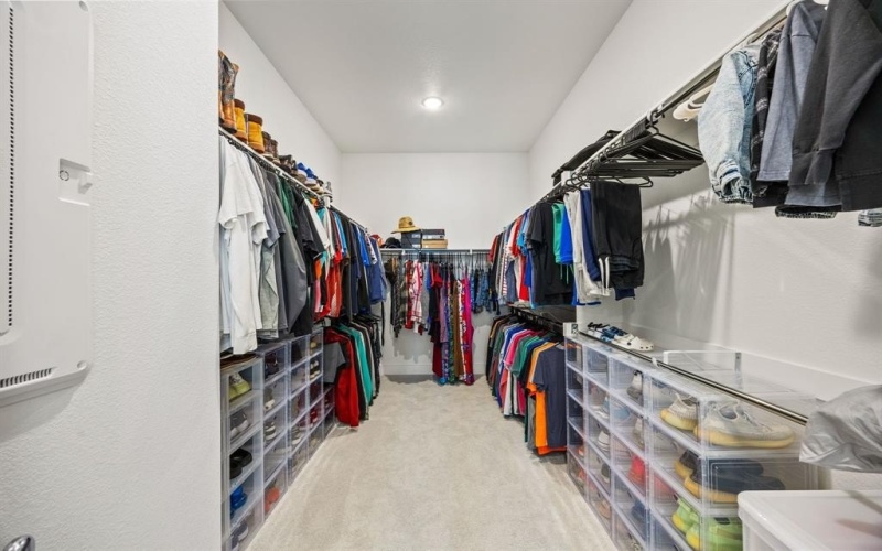 1807 Gateway Lane, Van Alstyne, TX 75495, 4 Habitaciones Habitaciones , ,5 BañosBaños,Residential,En Venta,1807 Gateway Lane,0,21133163