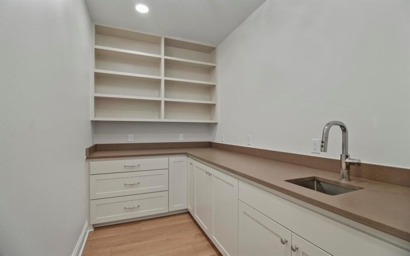 9244 Villas Court, Tyler, TX 75703, 3 Bedrooms Bedrooms, ,3 BathroomsBathrooms,Residential,For Sale,9244 Villas Court,0,21133187