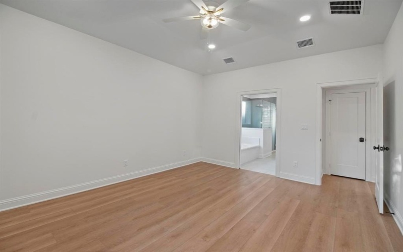 9244 Villas Court, Tyler, TX 75703, 3 Bedrooms Bedrooms, ,3 BathroomsBathrooms,Residential,For Sale,9244 Villas Court,0,21133187