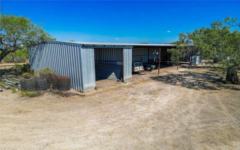 3189-3251 County Road 407, Karnes City, TX 78113, ,Granja,En Venta,3189-3251 County Road 407,0,468857