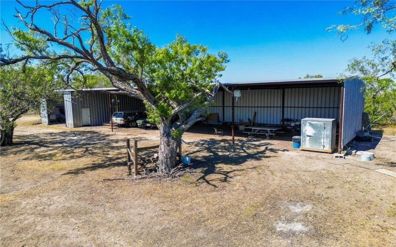 3189-3251 County Road 407, Karnes City, TX 78113, ,Granja,En Venta,3189-3251 County Road 407,0,468857