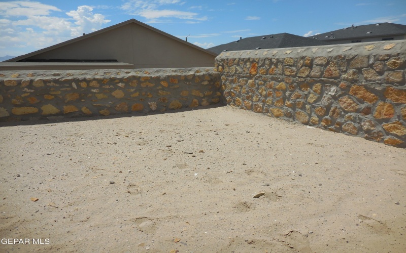 561 Oakmont Place, El Paso, TX 79928, 4 Bedrooms Bedrooms, ,1 BathroomBathrooms,Residential,For Sale,561 Oakmont Place,0,935229