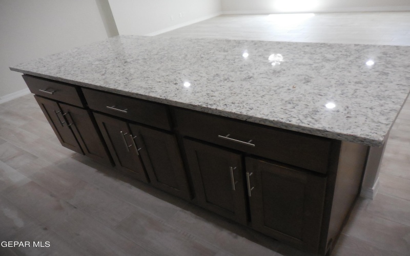 561 Oakmont Place, El Paso, TX 79928, 4 Bedrooms Bedrooms, ,1 BathroomBathrooms,Residential,For Sale,561 Oakmont Place,0,935229