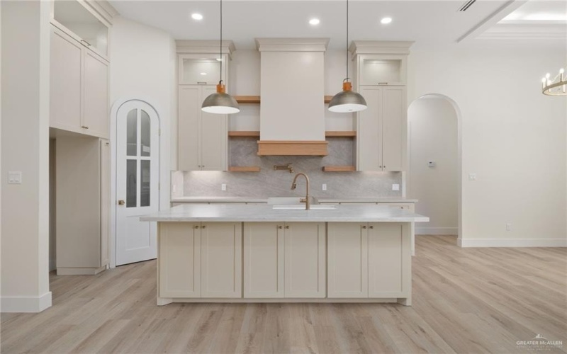 4105 Carol Lane, Edinburg, TX 78542, 3 Bedrooms Bedrooms, ,2 BathroomsBathrooms,Residential,For Sale,4105 Carol Lane,0,489177