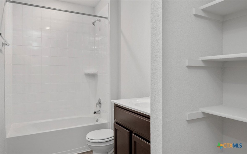 1211 Iron Horse Drive, Killeen, TX 76549, 3 Habitaciones Habitaciones , ,2 BañosBaños,Residential,En Venta,1211 Iron Horse Drive,0,600068