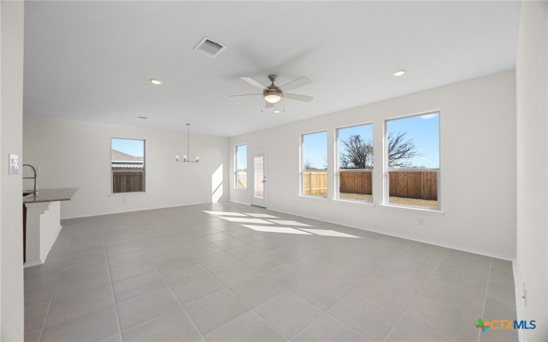 1933 Jadd Street, Belton, TX 76513, 4 Habitaciones Habitaciones , ,2 BañosBaños,Residential,En Venta,1933 Jadd Street,0,600087