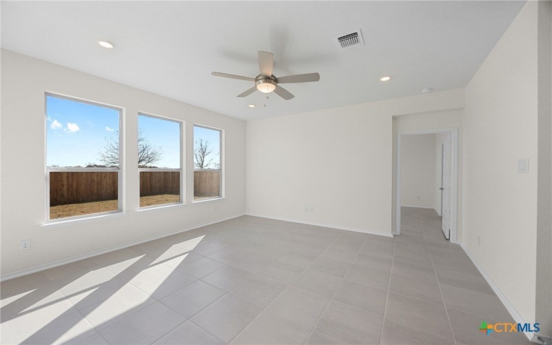 1933 Jadd Street, Belton, TX 76513, 4 Habitaciones Habitaciones , ,2 BañosBaños,Residential,En Venta,1933 Jadd Street,0,600087