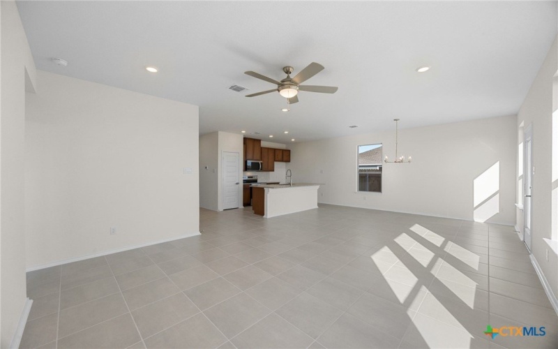 1933 Jadd Street, Belton, TX 76513, 4 Habitaciones Habitaciones , ,2 BañosBaños,Residential,En Venta,1933 Jadd Street,0,600087