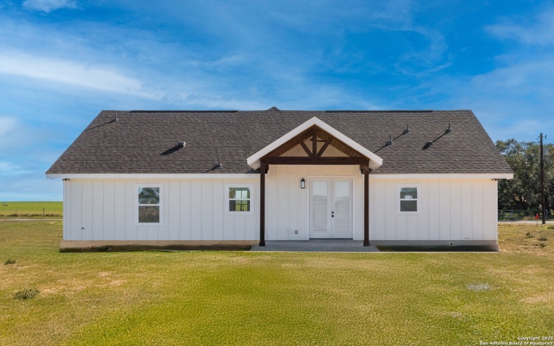 591 Eichman, Poteet, TX 78065, 3 Habitaciones Habitaciones , ,2 BañosBaños,Residential,En Venta,591 Eichman,0,1928644