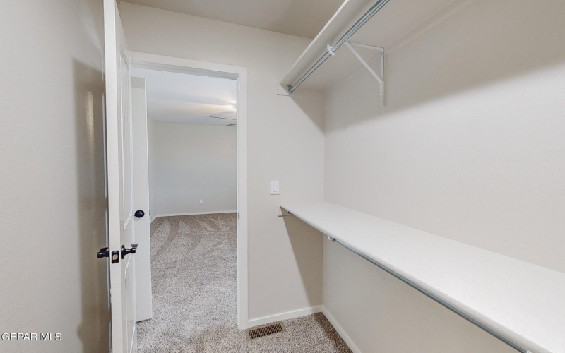 516 LOGWOOD Avenue, Canutillo, TX 79835, 4 Habitaciones Habitaciones , ,2 BañosBaños,Residential,En Venta,516 LOGWOOD Avenue,0,935244