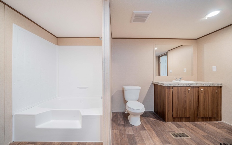 MH1 PR 52423, Leesburg, TX 75451, 4 Bedrooms Bedrooms, ,2 BathroomsBathrooms,Residential,For Sale,MH1 PR 52423,0,25017815