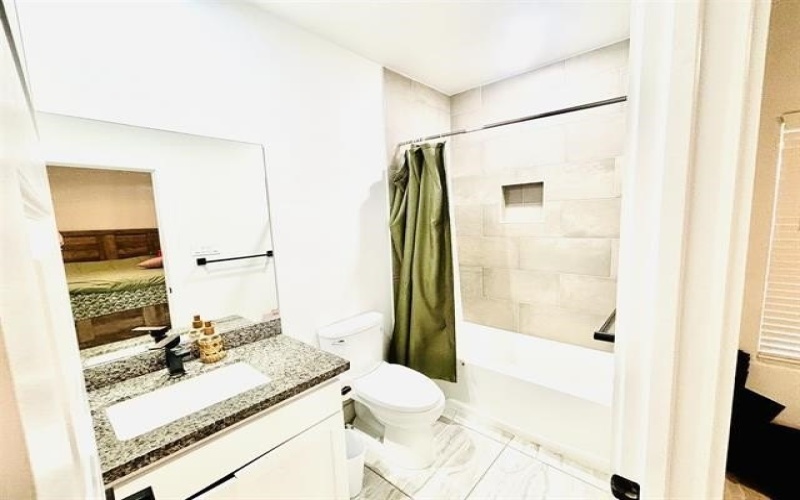 5225 Anacahuita Dr, Laredo, TX 78046, 3 Bedrooms Bedrooms, ,2 BathroomsBathrooms,Residential,For Sale,5225 Anacahuita Dr,0,20255415