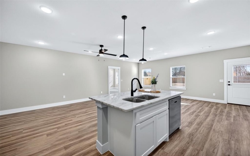 506 Broadway Street, Whitesboro, TX 76273, 3 Bedrooms Bedrooms, ,2 BathroomsBathrooms,Residential,For Sale,506 Broadway Street,0,21116342