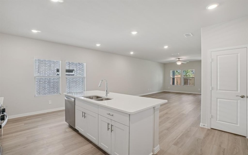 705 Leavenworth Drive, Princeton, TX 75071, 3 Habitaciones Habitaciones , ,2 BañosBaños,Residential,En Venta,705 Leavenworth Drive,0,21130489