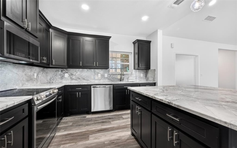 1809 Bluebonnet Avenue, Denison, TX 75020, 5 Habitaciones Habitaciones , ,3 BañosBaños,Residential,En Venta,1809 Bluebonnet Avenue,0,21130624