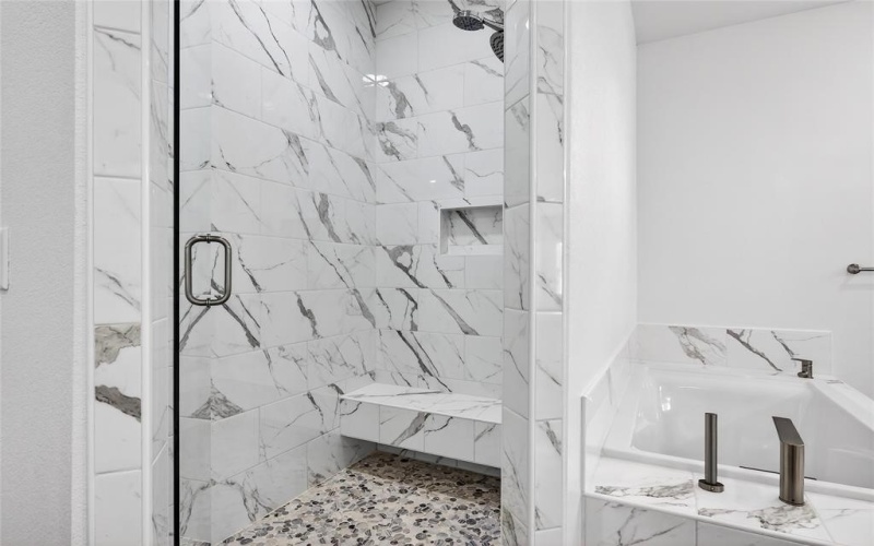 1809 Bluebonnet Avenue, Denison, TX 75020, 5 Habitaciones Habitaciones , ,3 BañosBaños,Residential,En Venta,1809 Bluebonnet Avenue,0,21130624