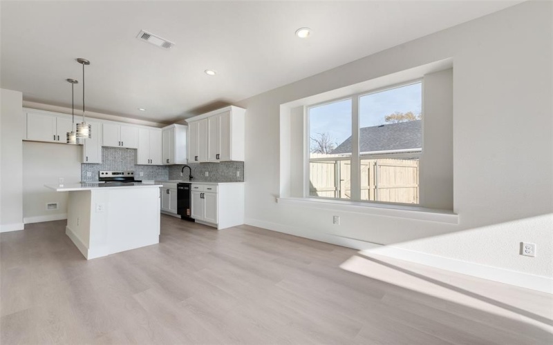 530 Elm Street, Forney, TX 75126, 4 Habitaciones Habitaciones , ,2 BañosBaños,Residential,En Venta,530 Elm Street,0,21133274