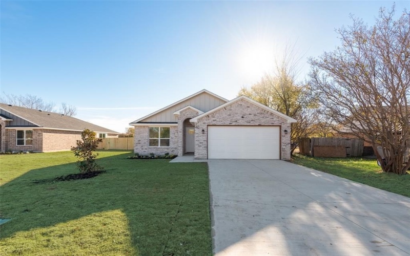 530 Elm Street, Forney, TX 75126, 4 Habitaciones Habitaciones , ,2 BañosBaños,Residential,En Venta,530 Elm Street,0,21133274