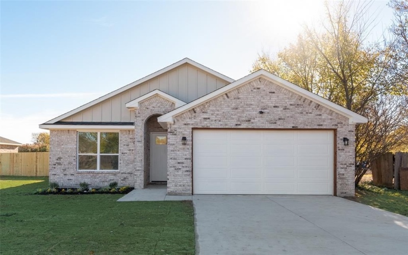 530 Elm Street, Forney, TX 75126, 4 Habitaciones Habitaciones , ,2 BañosBaños,Residential,En Venta,530 Elm Street,0,21133274