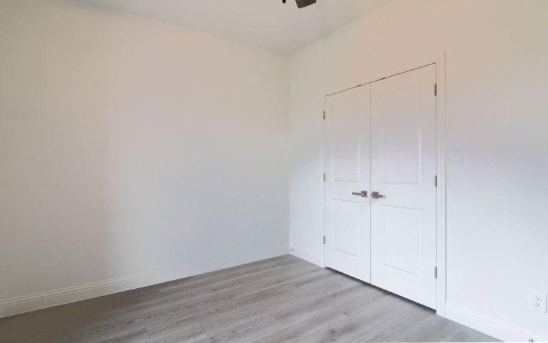 2613 Chestnut Avenue, Fort Worth, TX 76164, 4 Bedrooms Bedrooms, ,2 BathroomsBathrooms,Residential,For Sale,2613 Chestnut Avenue,0,21133557