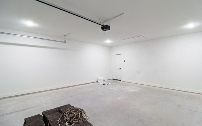 2613 Chestnut Avenue, Fort Worth, TX 76164, 4 Bedrooms Bedrooms, ,2 BathroomsBathrooms,Residential,For Sale,2613 Chestnut Avenue,0,21133557