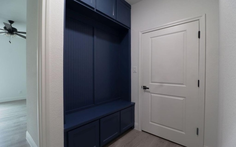 2613 Chestnut Avenue, Fort Worth, TX 76164, 4 Bedrooms Bedrooms, ,2 BathroomsBathrooms,Residential,For Sale,2613 Chestnut Avenue,0,21133557