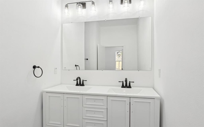 3613 Durango Trail, Granbury, TX 76048, 3 Bedrooms Bedrooms, ,2 BathroomsBathrooms,Residential,For Sale,3613 Durango Trail,0,21133565