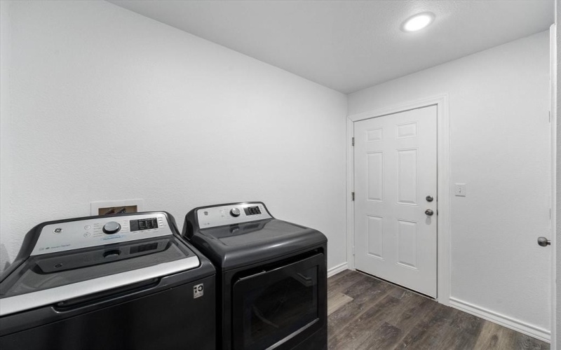 2004 W 2nd Avenue, Corsicana, TX 75110, 3 Habitaciones Habitaciones , ,2 BañosBaños,Residential,En Venta,2004 W 2nd Avenue,0,21133742