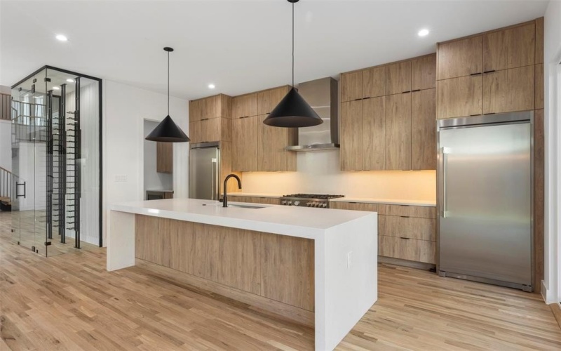 5611 Ellsworth Avenue #101, Dallas, TX 75206, 4 Bedrooms Bedrooms, ,3 BathroomsBathrooms,Residential,For Sale,5611 Ellsworth Avenue,0,21133751