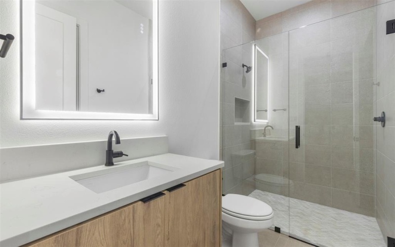 5611 Ellsworth Avenue #101, Dallas, TX 75206, 4 Bedrooms Bedrooms, ,3 BathroomsBathrooms,Residential,For Sale,5611 Ellsworth Avenue,0,21133751