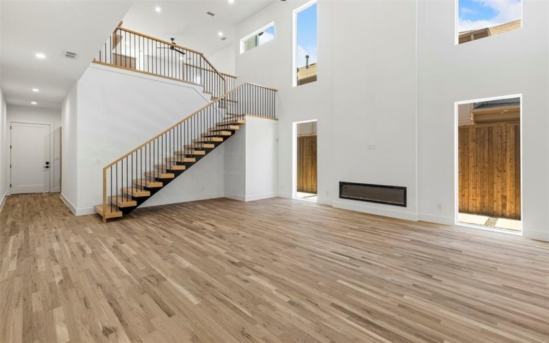 5611 Ellsworth Avenue #101, Dallas, TX 75206, 4 Bedrooms Bedrooms, ,3 BathroomsBathrooms,Residential,For Sale,5611 Ellsworth Avenue,0,21133751