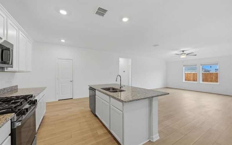 2305 Buffalo Bayou Way, Crandall, TX 75114, 3 Bedrooms Bedrooms, ,2 BathroomsBathrooms,Residential,For Sale,2305 Buffalo Bayou Way,0,21133805