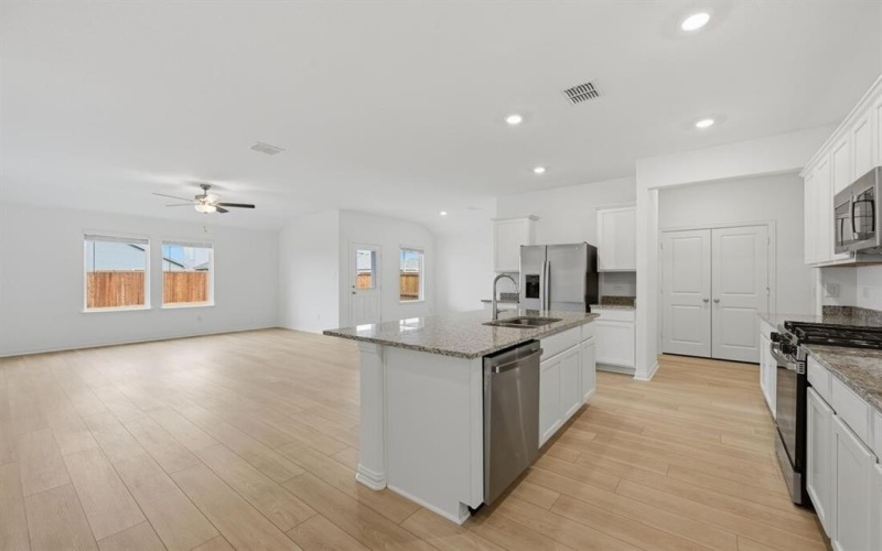 2305 Buffalo Bayou Way, Crandall, TX 75114, 3 Bedrooms Bedrooms, ,2 BathroomsBathrooms,Residential,For Sale,2305 Buffalo Bayou Way,0,21133805