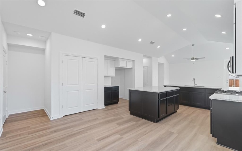 723 Sagebrush Trail, Sherman, TX 75092, 3 Habitaciones Habitaciones , ,2 BañosBaños,Residential,En Venta,723 Sagebrush Trail,0,21133837