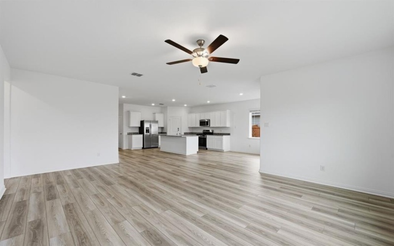 2307 Buffalo Bayou Way, Crandall, TX 75114, 4 Bedrooms Bedrooms, ,3 BathroomsBathrooms,Residential,For Sale,2307 Buffalo Bayou Way,0,21133848