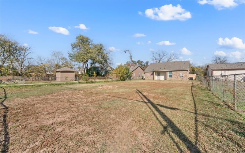 1610 N 6th Street, Waco, TX 76707, 3 Bedrooms Bedrooms, ,2 BathroomsBathrooms,Residential,For Sale,1610 N 6th Street,0,21133896