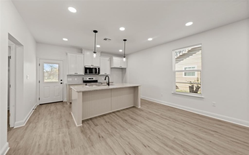 1610 N 6th Street, Waco, TX 76707, 3 Bedrooms Bedrooms, ,2 BathroomsBathrooms,Residential,For Sale,1610 N 6th Street,0,21133896