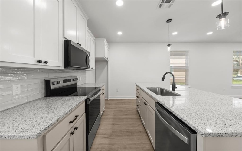 1610 N 6th Street, Waco, TX 76707, 3 Bedrooms Bedrooms, ,2 BathroomsBathrooms,Residential,For Sale,1610 N 6th Street,0,21133896