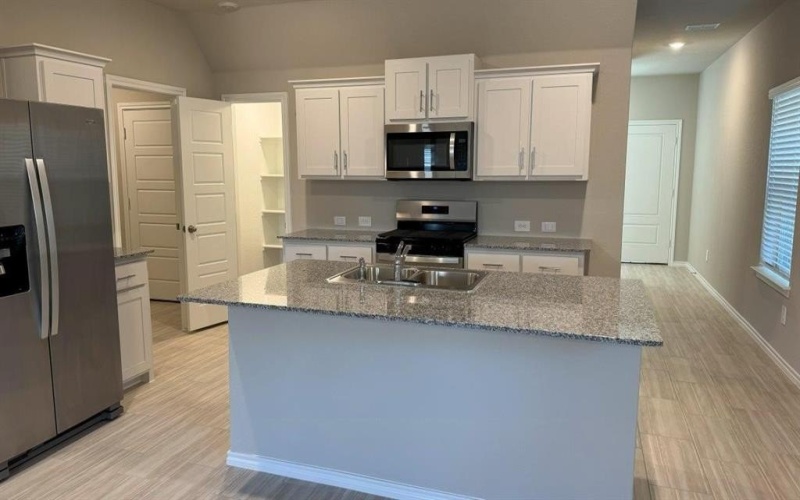 541 SHADED Grove, Denton, TX 76259, 4 Habitaciones Habitaciones , ,2 BañosBaños,Residential,En Venta,541 SHADED Grove,0,21133965