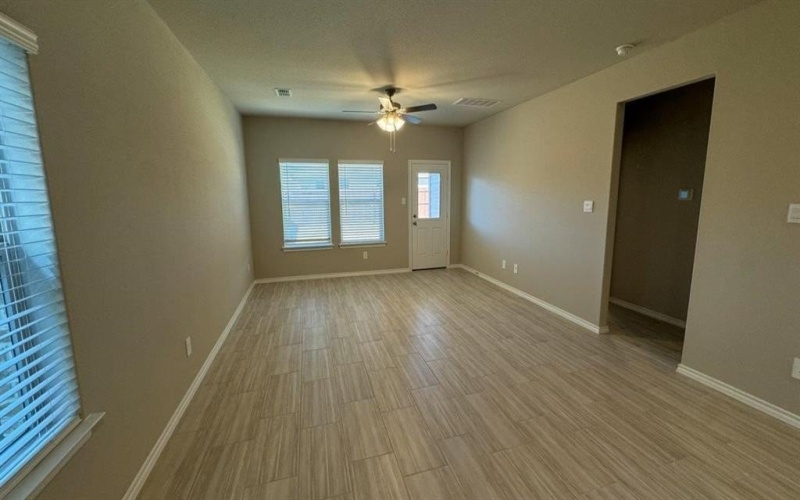 541 SHADED Grove, Denton, TX 76259, 4 Habitaciones Habitaciones , ,2 BañosBaños,Residential,En Venta,541 SHADED Grove,0,21133965