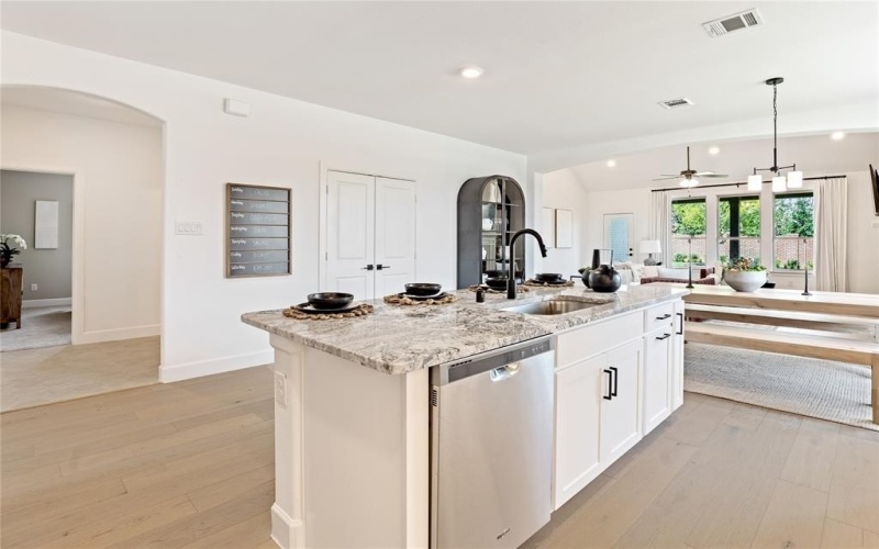 2517 Swinley Forest Drive, Celina, TX 75009, 4 Habitaciones Habitaciones , ,2 BañosBaños,Residential,En Venta,2517 Swinley Forest Drive,0,21134062