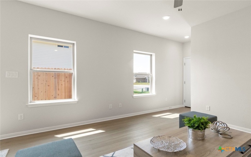 312 Witchhazel Way, San Marcos, TX 78666, 3 Bedrooms Bedrooms, ,2 BathroomsBathrooms,Residential,For Sale,312 Witchhazel Way,0,600127