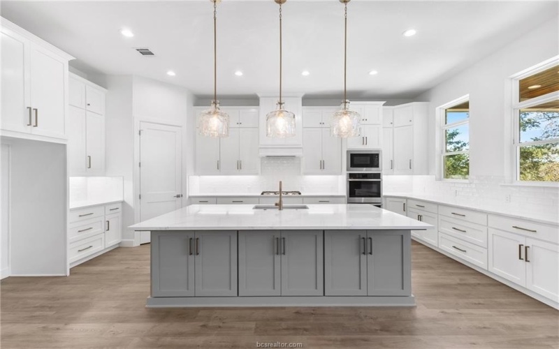 3030 Silverbell Court, Bryan, TX 77807, 4 Bedrooms Bedrooms, ,3 BathroomsBathrooms,Residential,For Sale,3030 Silverbell Court,0,25013078