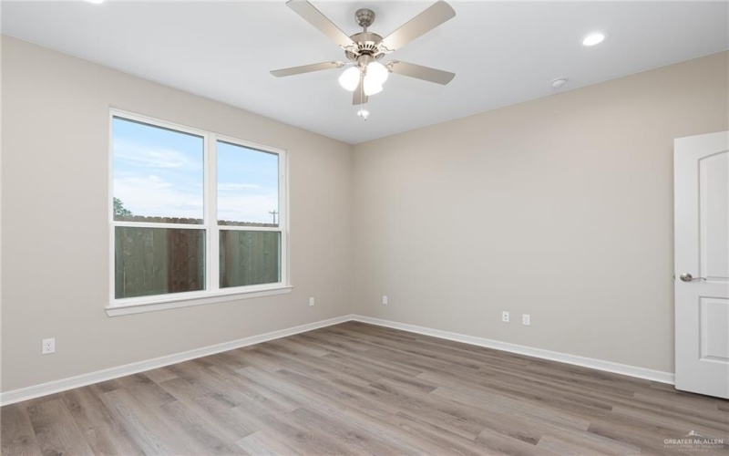 10332 N 13th Street, McAllen, TX 78504, 3 Habitaciones Habitaciones , ,2 BañosBaños,Residential,En Venta,10332 N 13th Street,0,488915