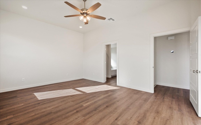 7207 7th Street, Lubbock, TX 79416, 3 Habitaciones Habitaciones , ,2 BañosBaños,Residential,En Venta,7207 7th Street,0,202564209