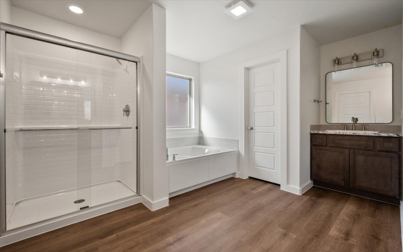 7207 7th Street, Lubbock, TX 79416, 3 Habitaciones Habitaciones , ,2 BañosBaños,Residential,En Venta,7207 7th Street,0,202564209