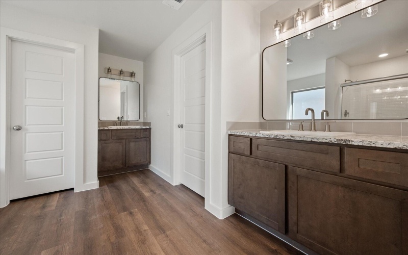 7207 7th Street, Lubbock, TX 79416, 3 Habitaciones Habitaciones , ,2 BañosBaños,Residential,En Venta,7207 7th Street,0,202564209