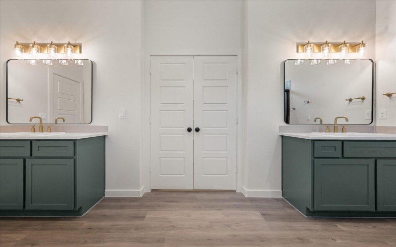 7009 16th Street, Lubbock, TX 79416, 4 Habitaciones Habitaciones , ,3 BañosBaños,Residential,En Venta,7009 16th Street,0,202564235